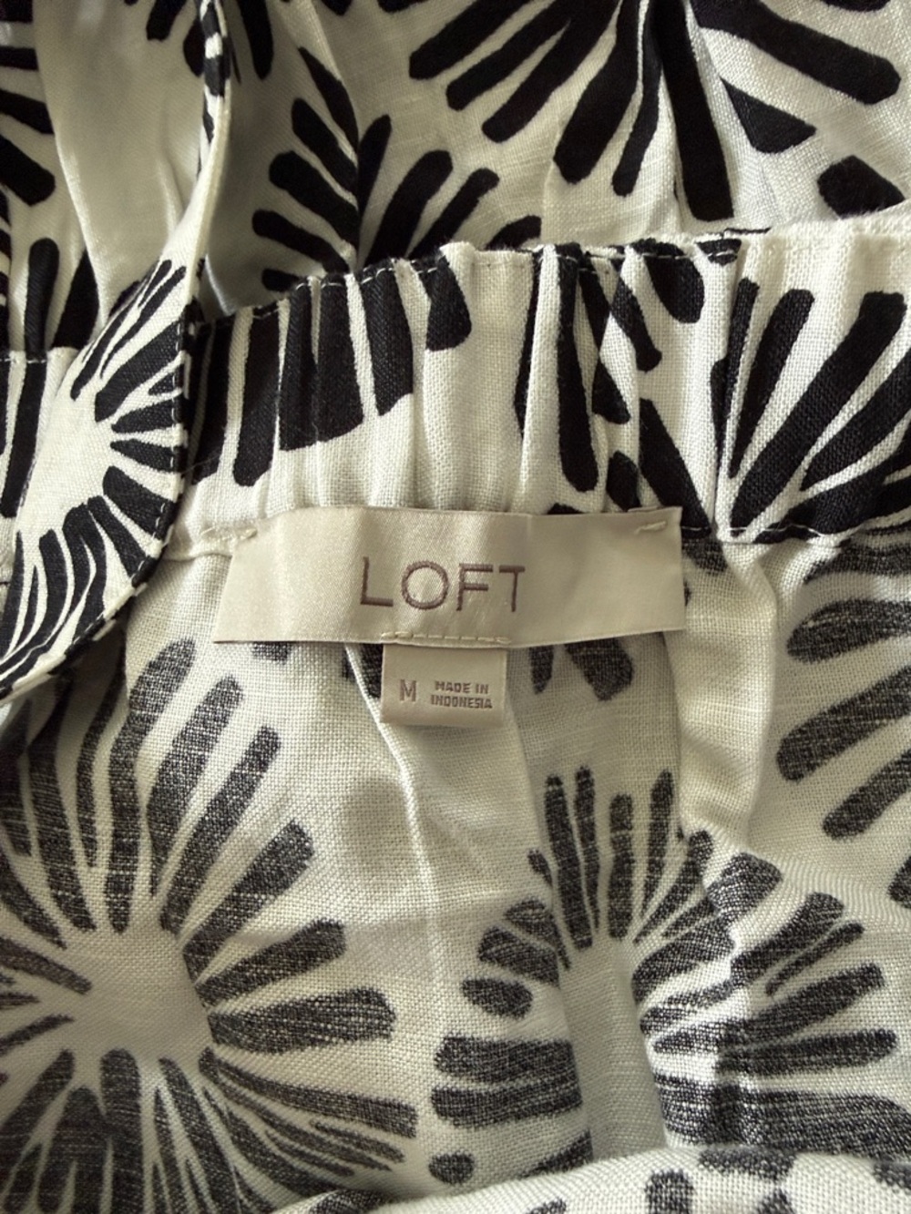 LOFT Black and White Floral Sunburst Linen Blend Dress Medium - Picture 3 of 5